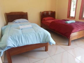 D'Flores Guest House